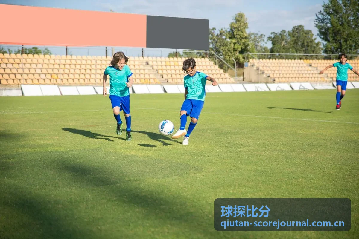 球探比分英超焦点战赛后数据复盘案例